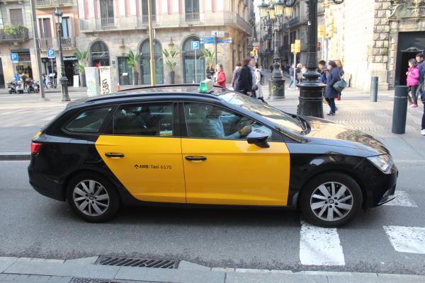 Zzp taxichauffeur worden is hot