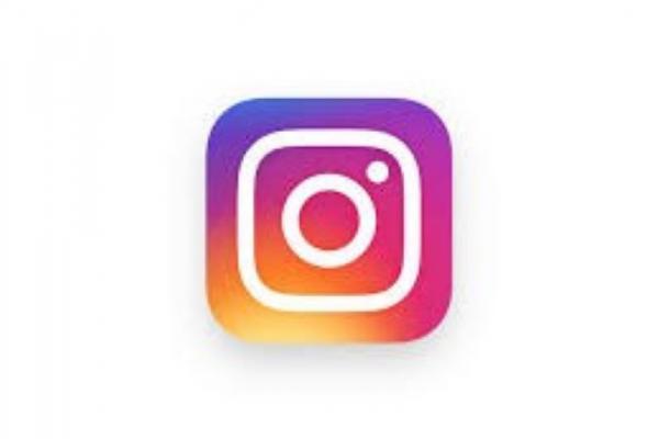 Instagram logo Instagram logo