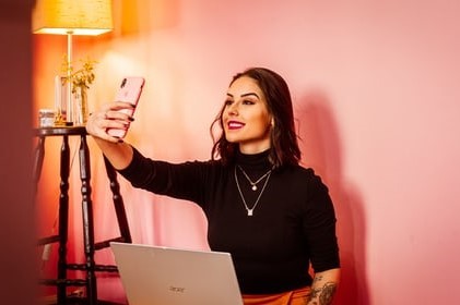 Influencer Influencer