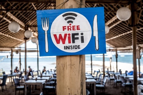 Gevaren van werken op openbare wifi