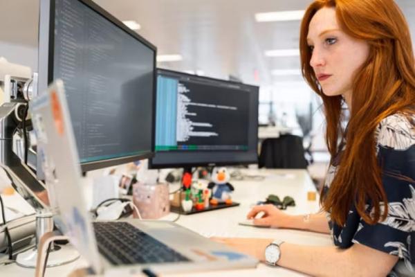 Onderneemster aan het werk Onderneemster aan het werk