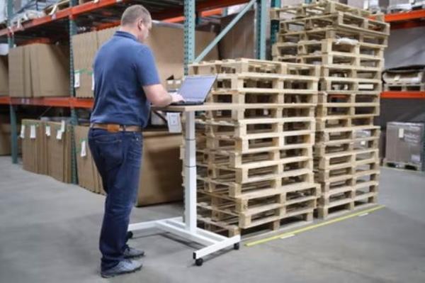 Magazijnbakken magazijn