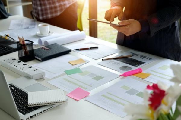 Financieel verslag aan het maken Financieel verslag aan het maken