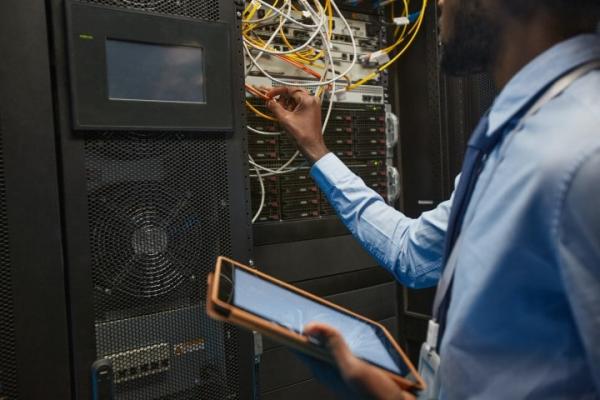 In de Cloud werken In de Cloud werken
