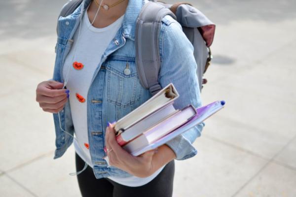 Back to school voor ouders: is thema van nazomercampagne Competence Factory
