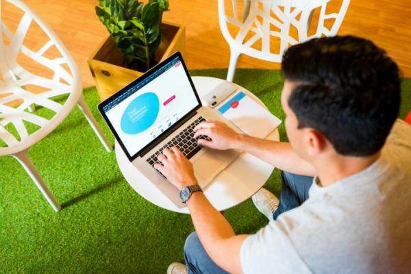 Eigen bedrijf starten met vrijwillige verzekering bij UWV