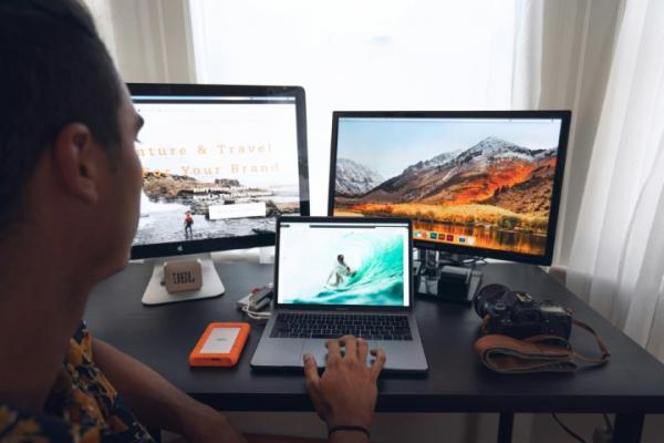 Freelancer aan het werk