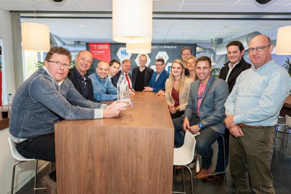 Young Business Award 1 Young Business Award 1